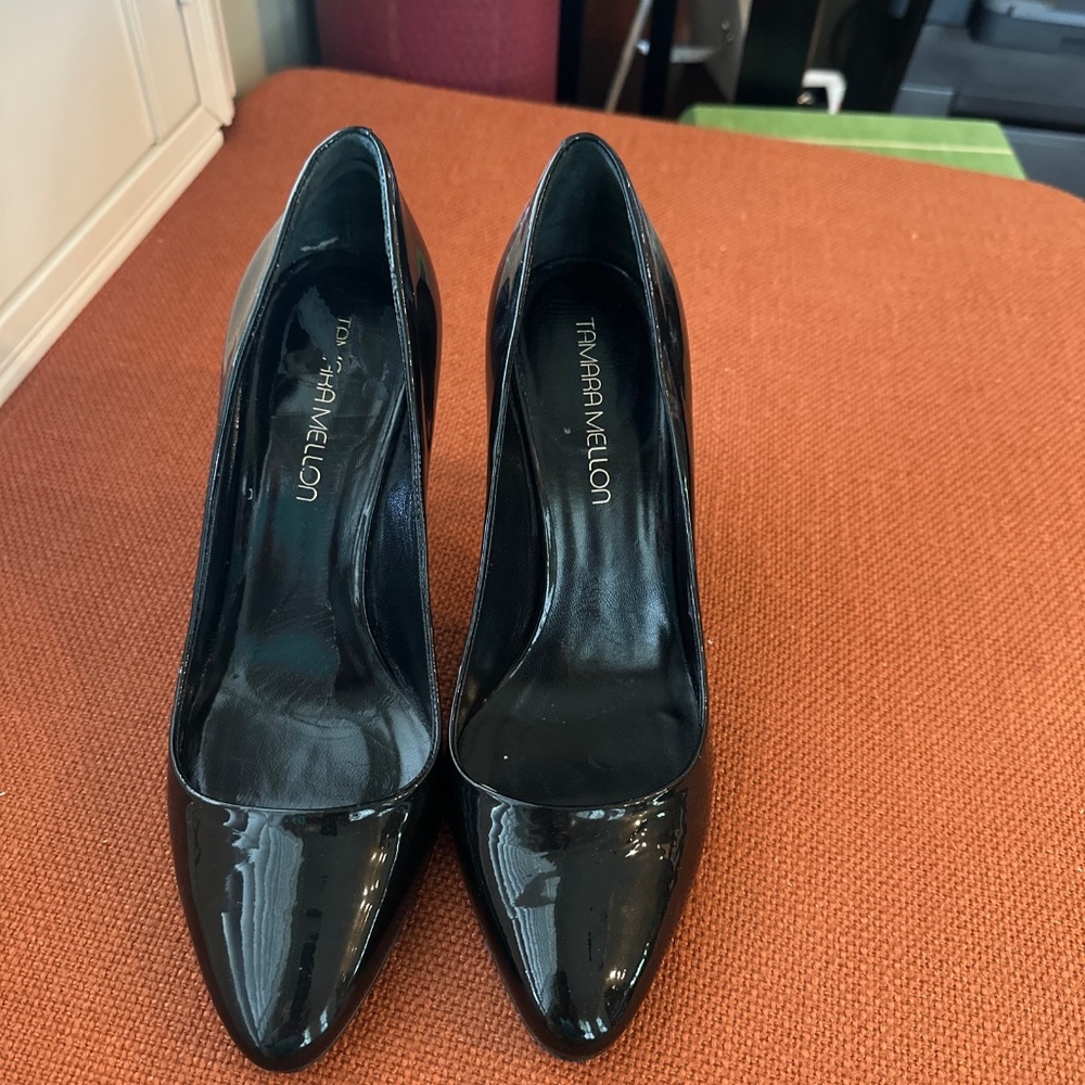Tamara Mellon black Patent Leather Pumps size 37 1/2